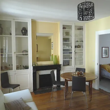 Apartment Turenne * Parigi
